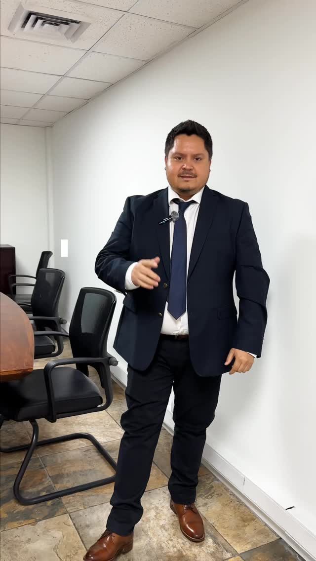 Instagram post from leydeudorescl. This post is in position 4.